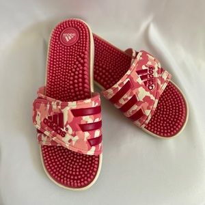 Adidas women’s slides/sandals